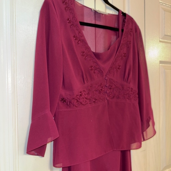 Plaza South size 8 mother of the bride burgundy dress set - Picture 9 of 15